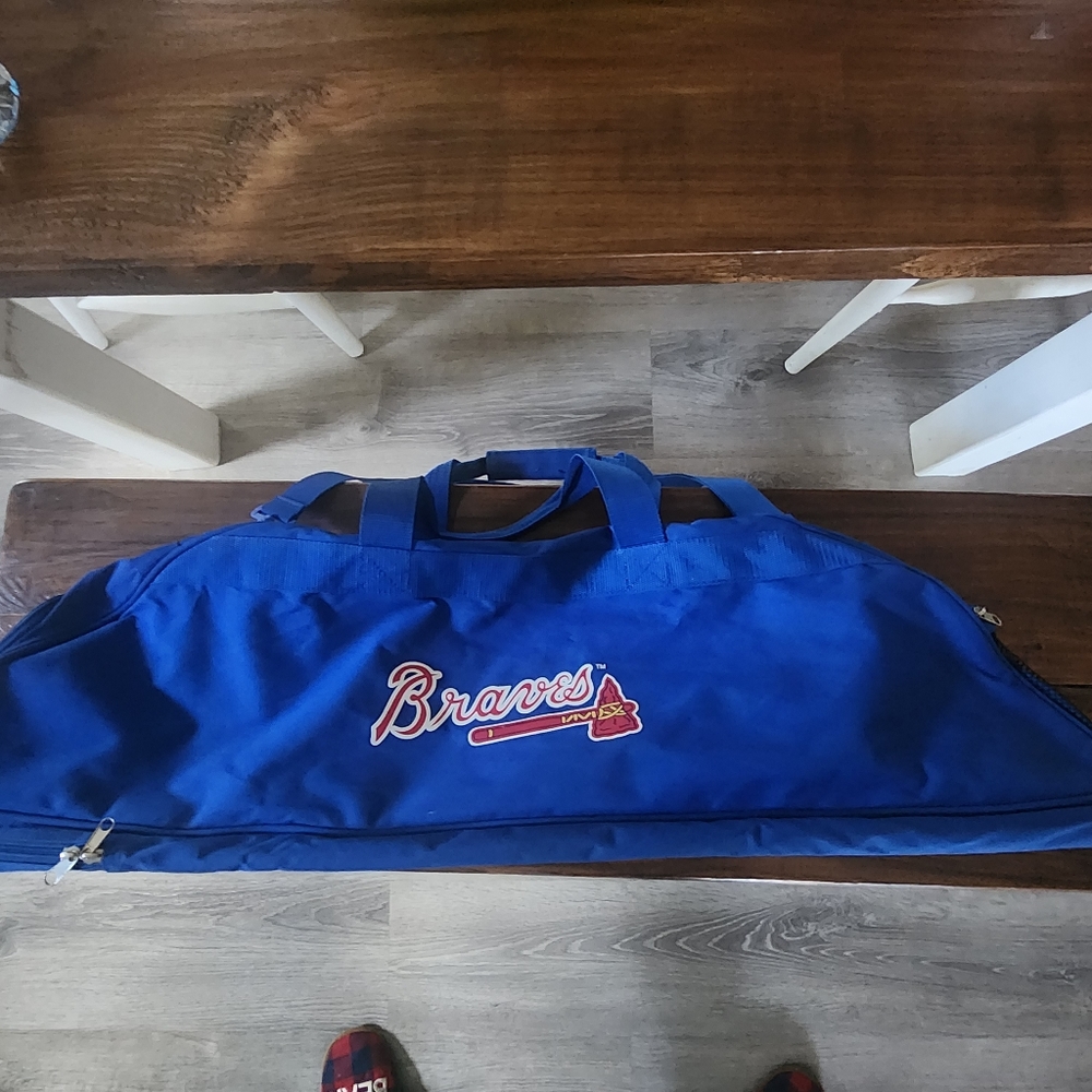 Retro Braves bat Bag